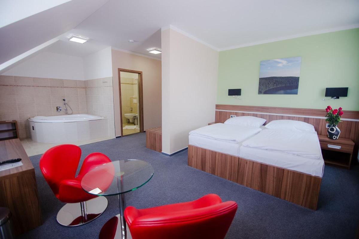 Hotel Jezerka Sec Luaran gambar