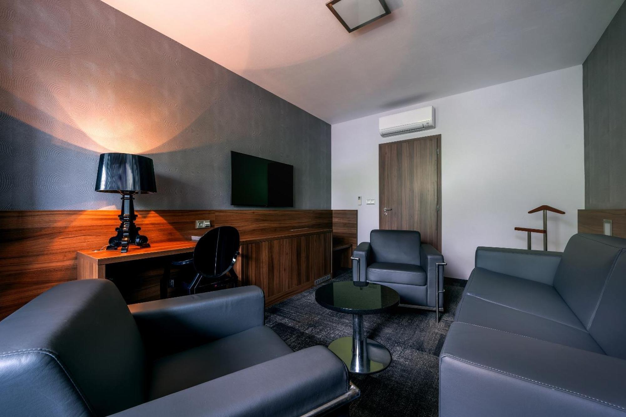 Hotel Jezerka Sec Luaran gambar